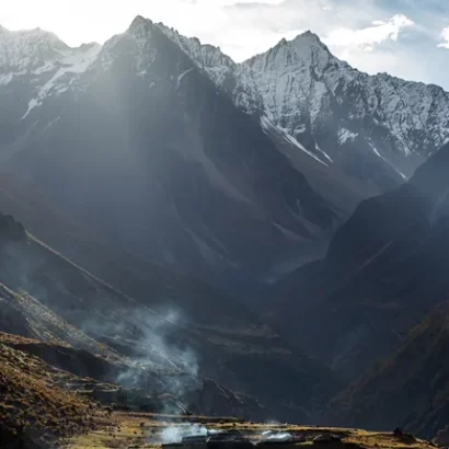 Manaslu Circuit with Tsum valley Trek