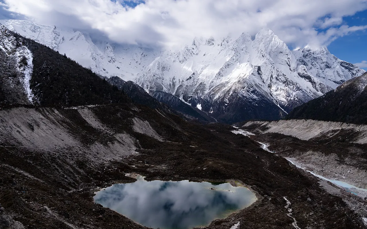 Ultimate Manaslu Circuit Trek Budget Guide 2026 2027